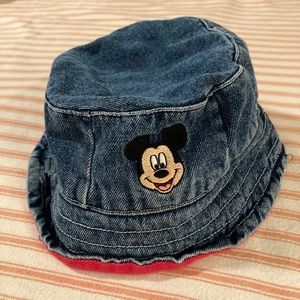 Mickey Mouse Infant Hat (mid-2000s)